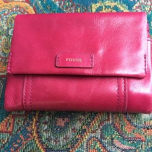Beautiful vintage Fossil wallet